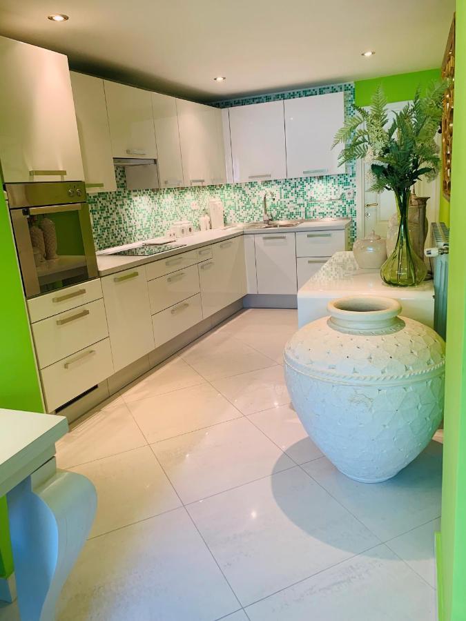 Luxury Pool Central Makarska Apartment By Maryn Екстериор снимка