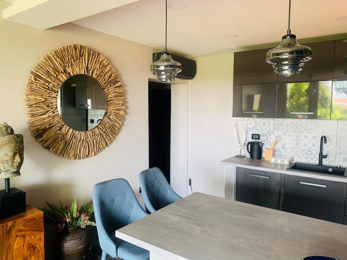 Luxury Pool Central Makarska Apartment By Maryn Екстериор снимка
